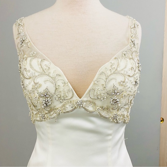 Casablanca Gowns Seabreeze Collection Wedding Dress Gown style 2193 size 10 - Picture 4 of 15